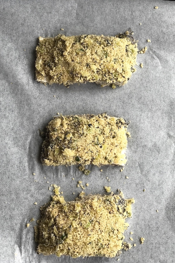 3 fish fillets with gari-herb crust