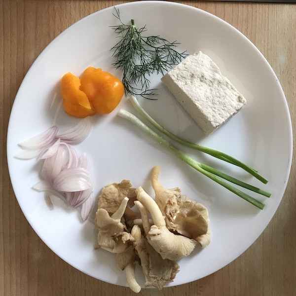 Ingredients for tofu scramble and fried mushroom.