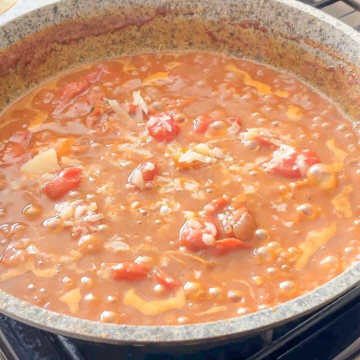Red tomato sauce simmering.